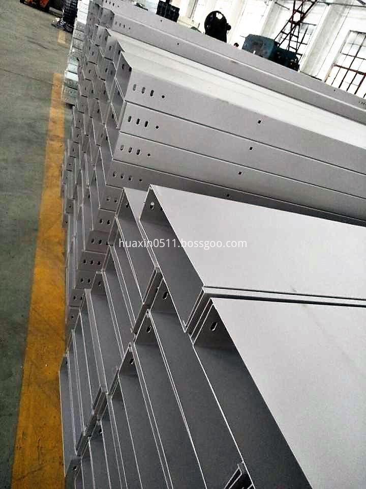 喷漆电缆桥架