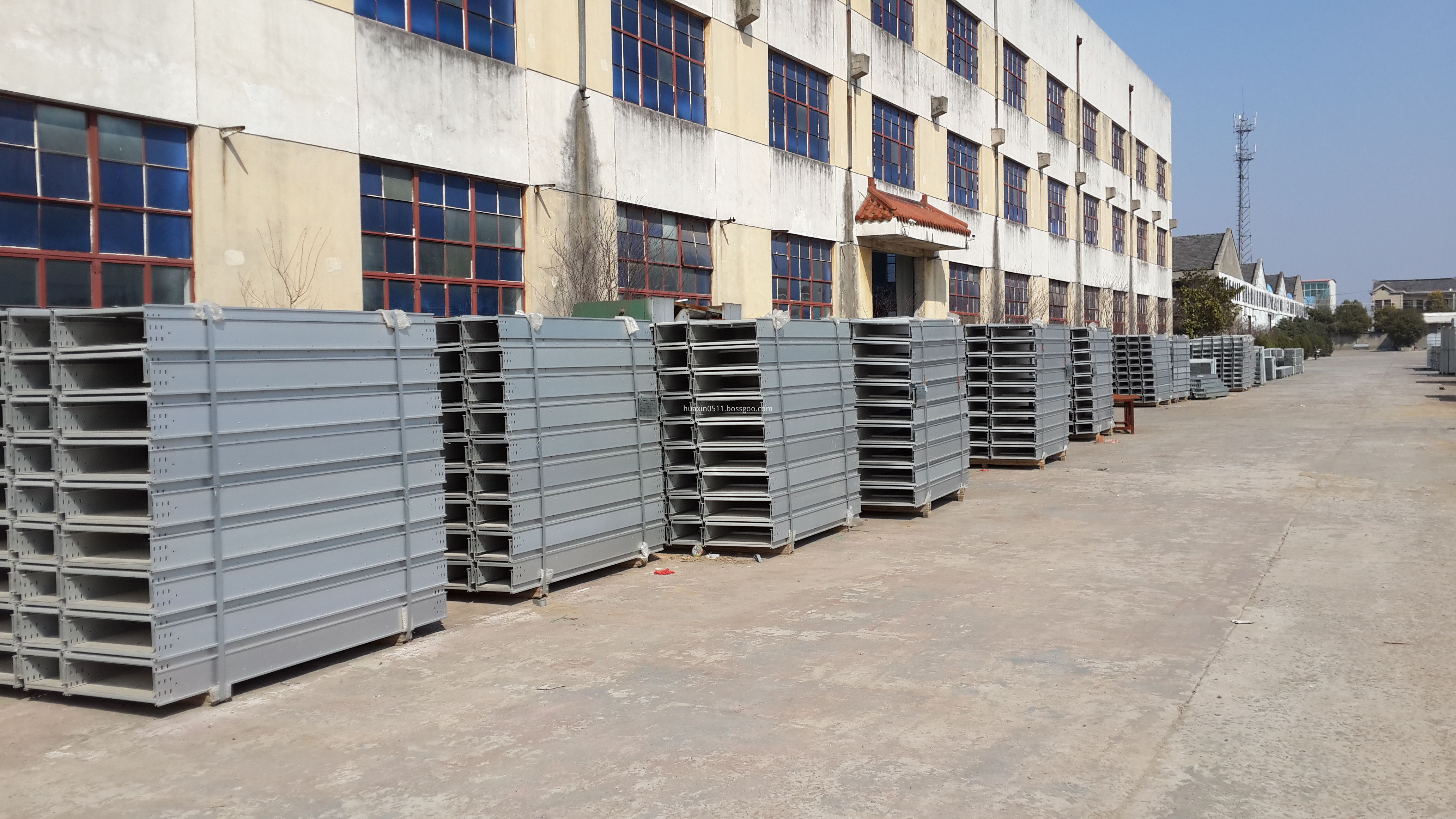 铝合金电缆桥架