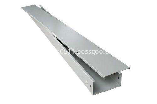Cable tray cover with diife